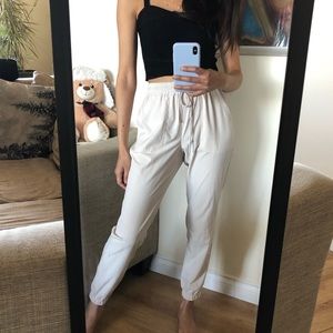 Aritzia TNA light weight material jogger